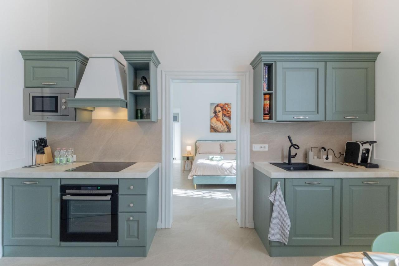 Superior One-Bedroom Apartment