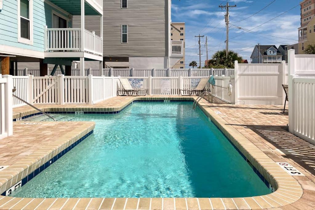 Emerald Pointe Condos, Unit 2-B - Ferienwohnung Myrtle Beach