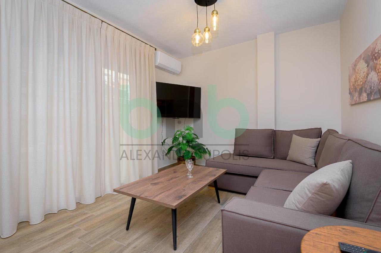 V - Luxury Suites B2 - Chambres d'hôtes Alexandroupoli