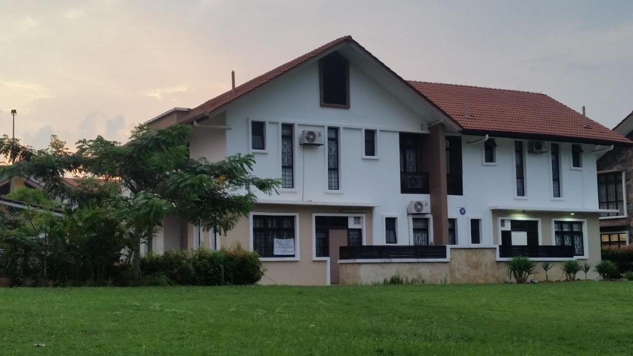 Putrajaya 1808 Homestay - B&B
