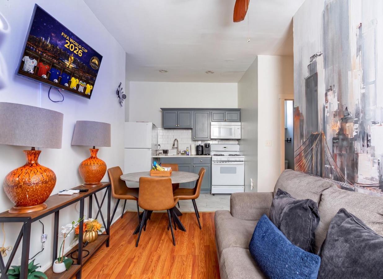 Charming 2BR-1BA-6 Beds | NYC | MetLife 15 min - B&B Bayonne