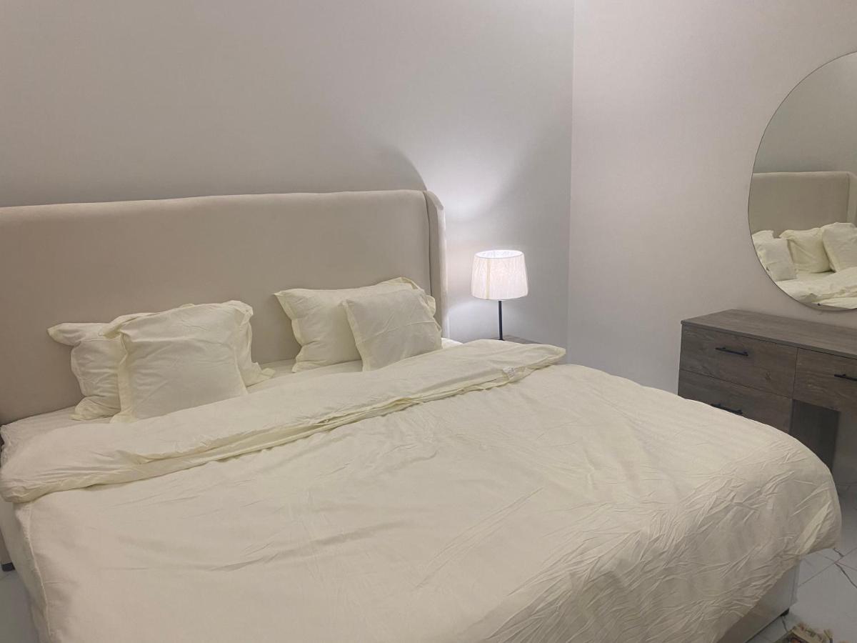 شقة فاخرة بغرفة نوم وصالة - B&B Hafar Al-Batin