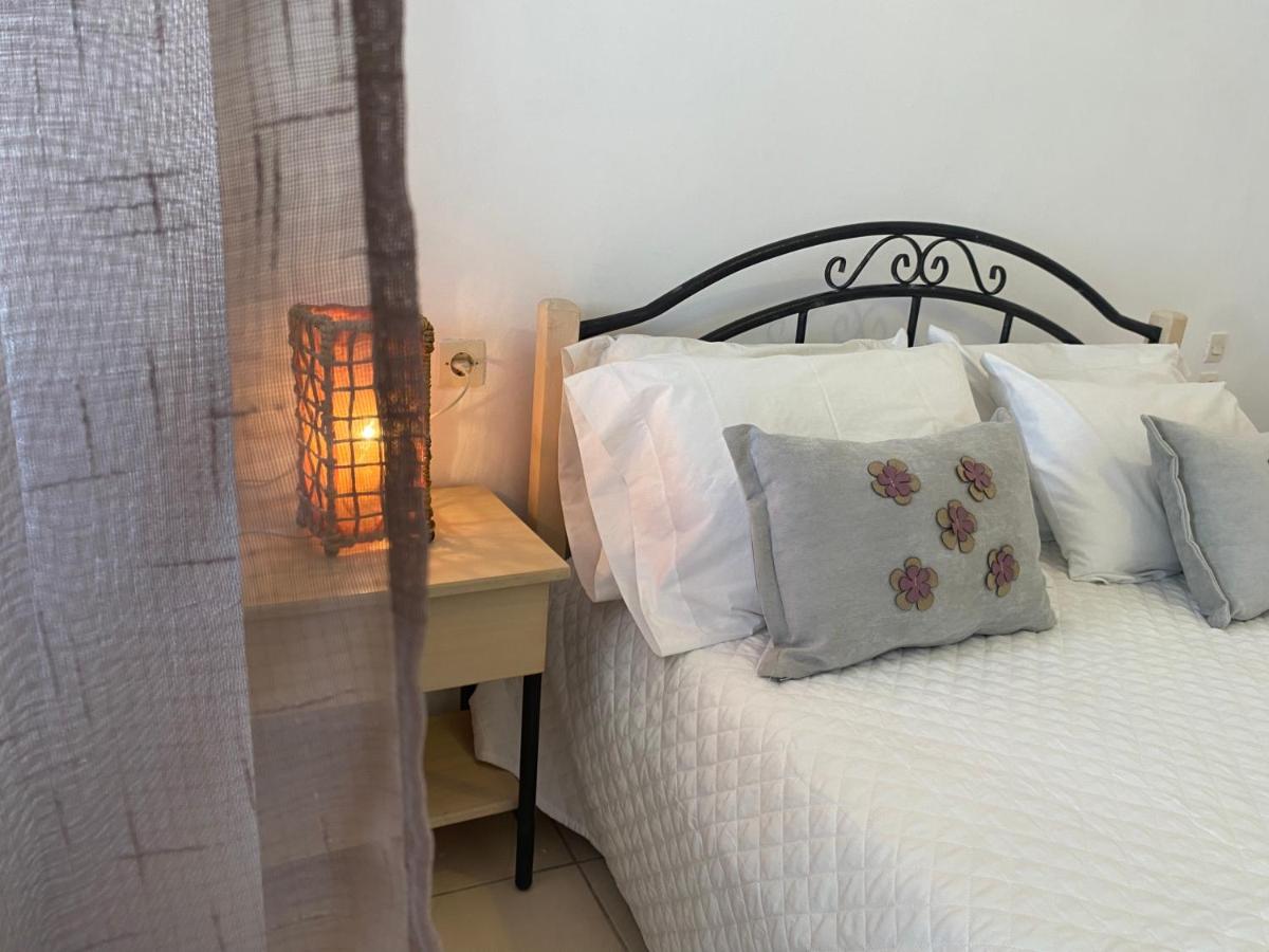 Ravanos Apartment - Bed and Breakfast Loutráki