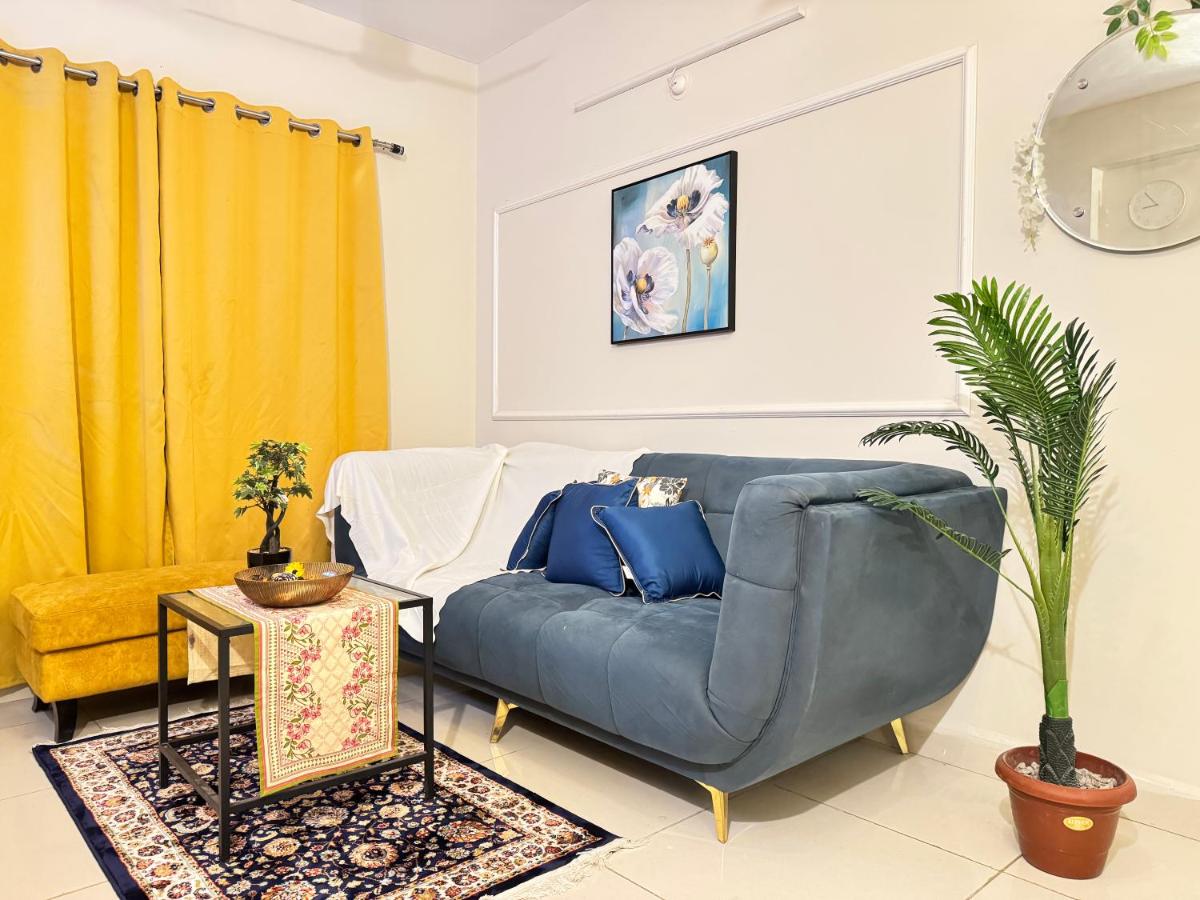 Cosy 2BHK City Nest - For Families & Travellers - B&B Hyderabad
