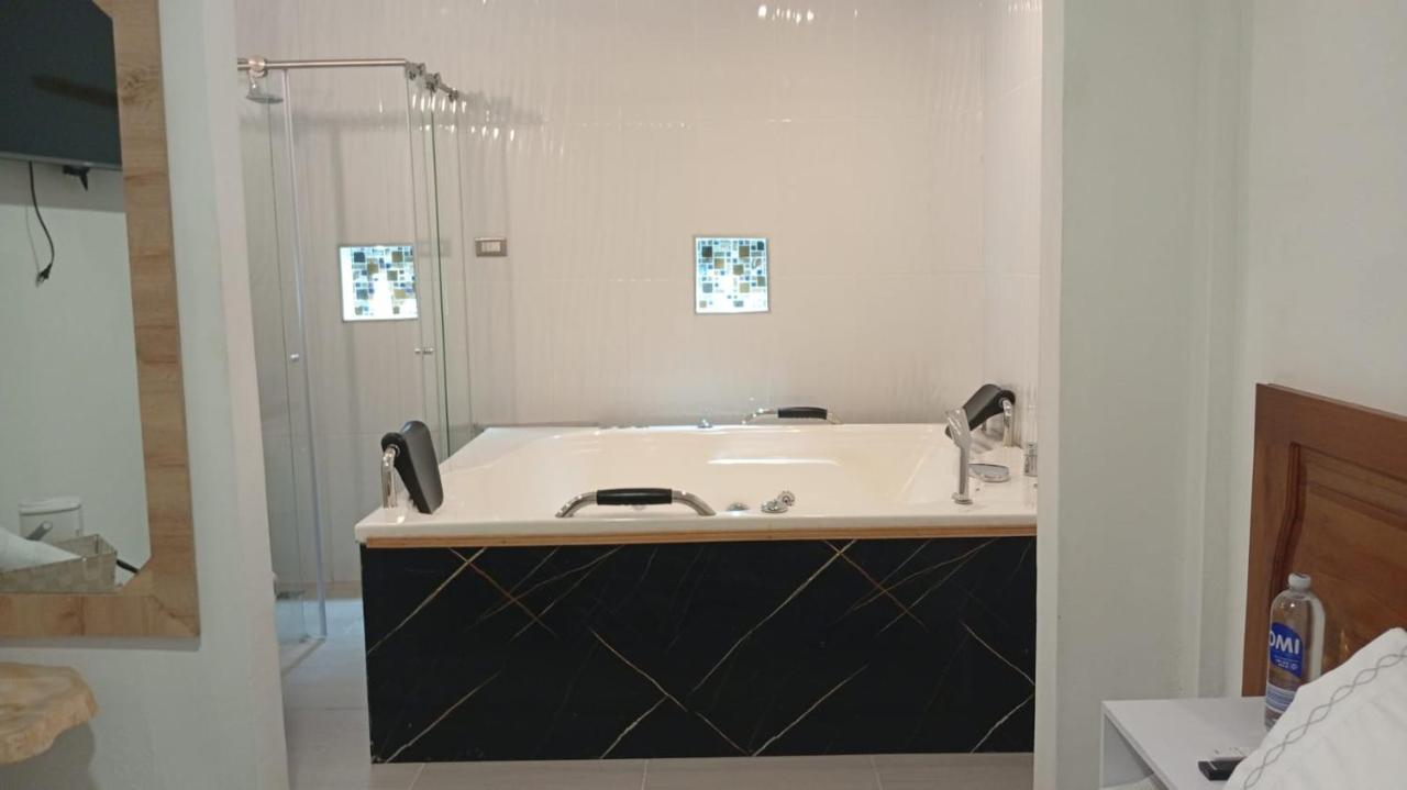 Deluxe Doppelzimmer mit Badewanne