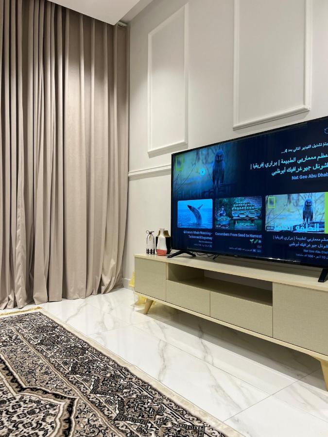 شقة كورنيش الراكة بتسجيل وصول ذاتي - Chambres d'hôtes Dammam