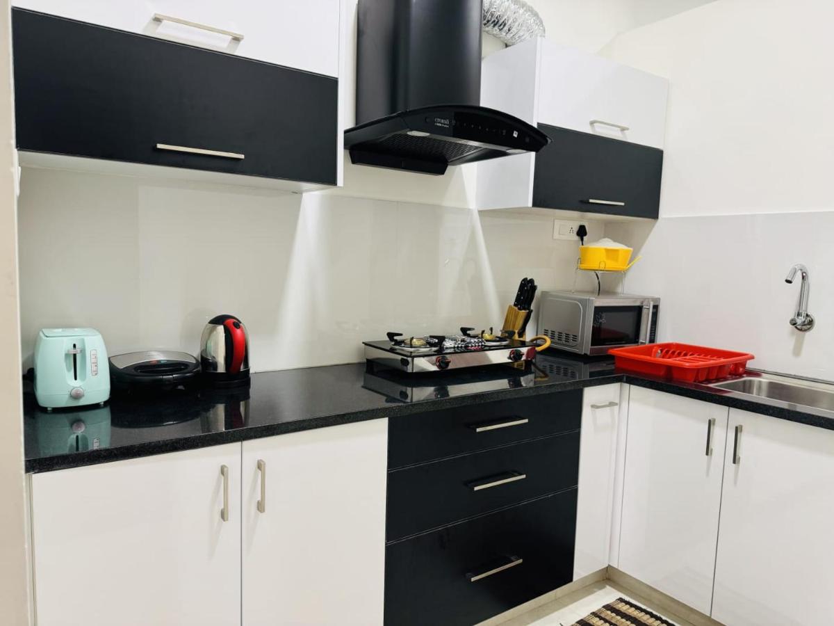 Superior One-Bedroom Apartment