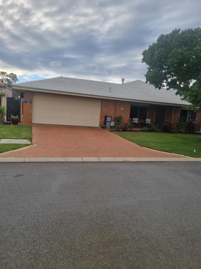 Ascot Air and River bed and breakfast - B&B Perth