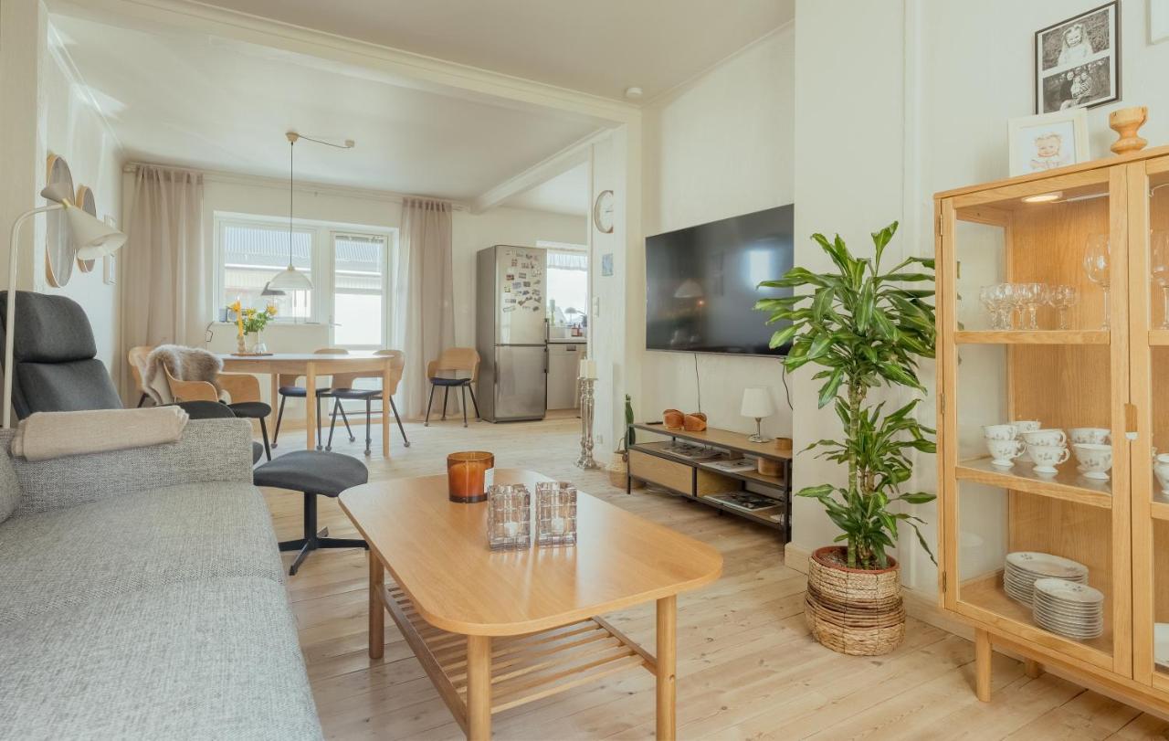 Heimdalur - house - homely stay - city life - Ferienwohnung Tórshavn