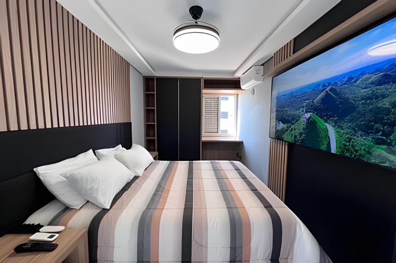 Triplex com Vista Panorâmica e Piscina Privativa - B&B Londrina