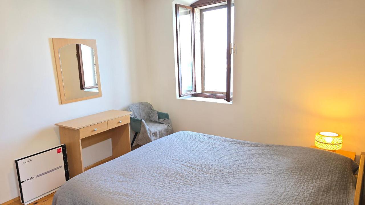 Apartman Calypso - B&B Komiža