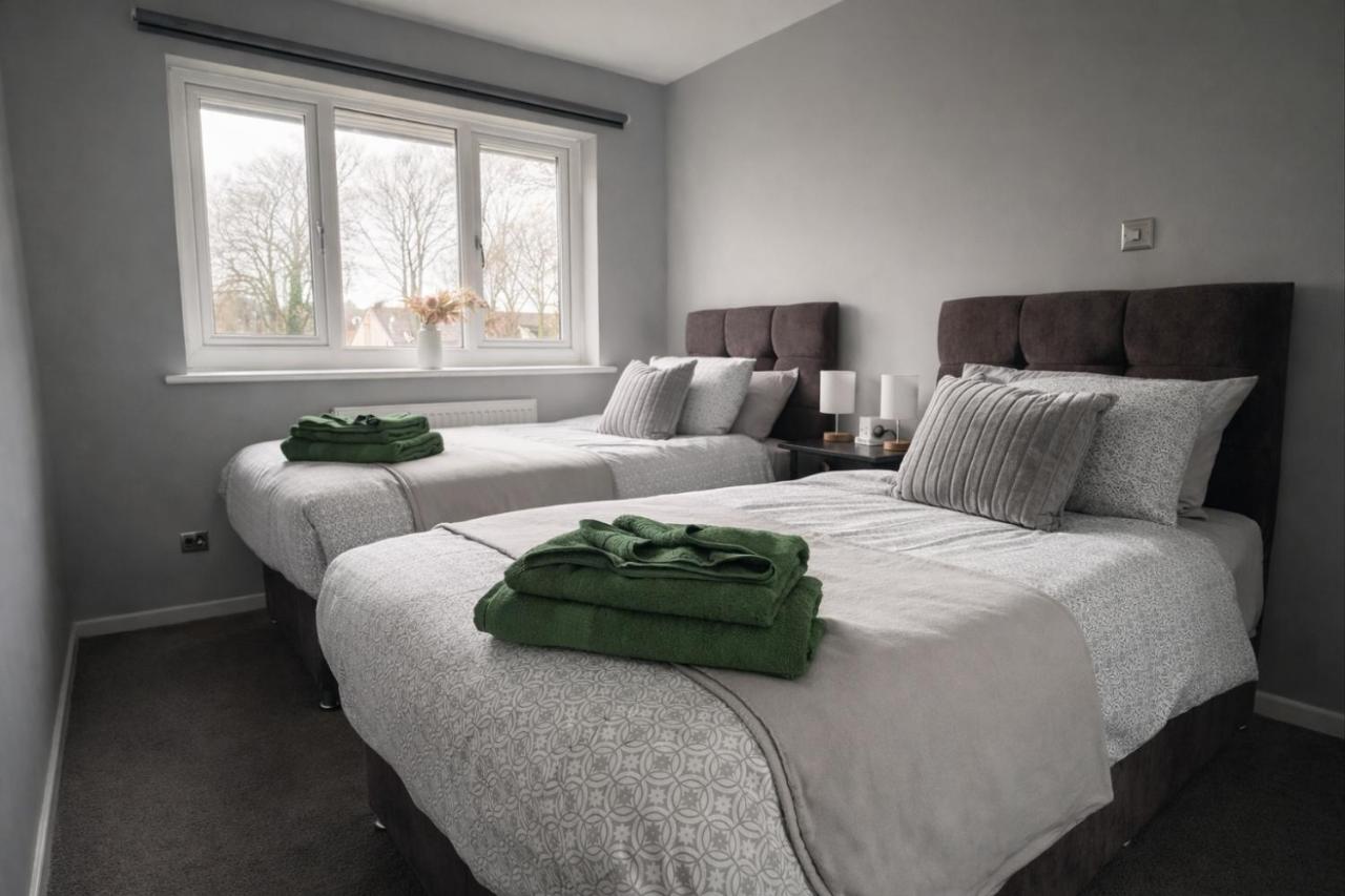 Ai stays Family Home with Garden in Manchester - B&B Manchester
