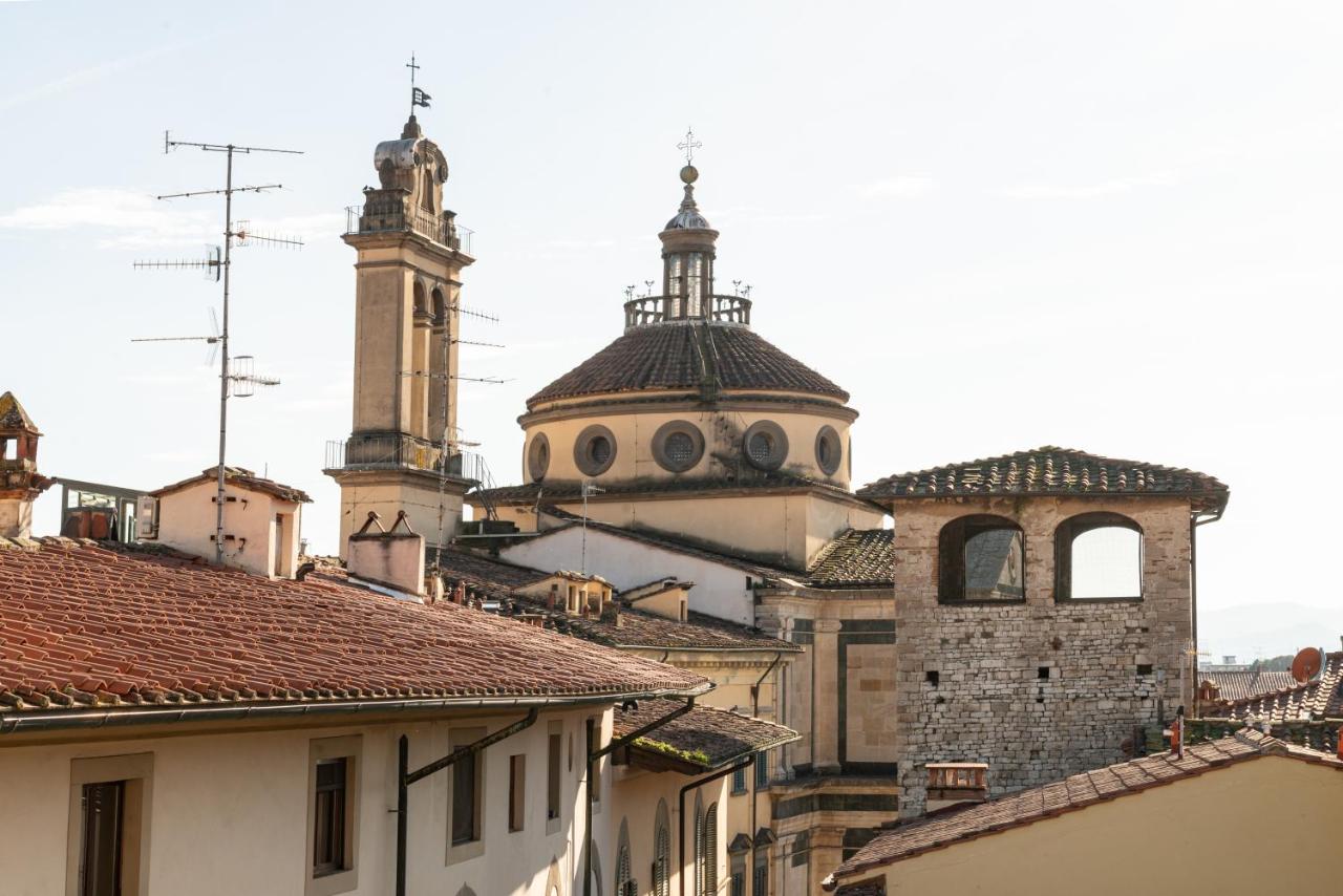Tower Loft - Parcheggio Gratuito - 20 minuti da Firenze - Bed and Breakfast Prato