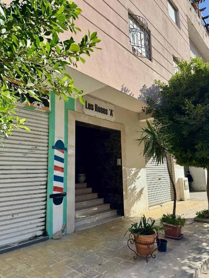 Les Roses A - Ferienwohnung Tanger