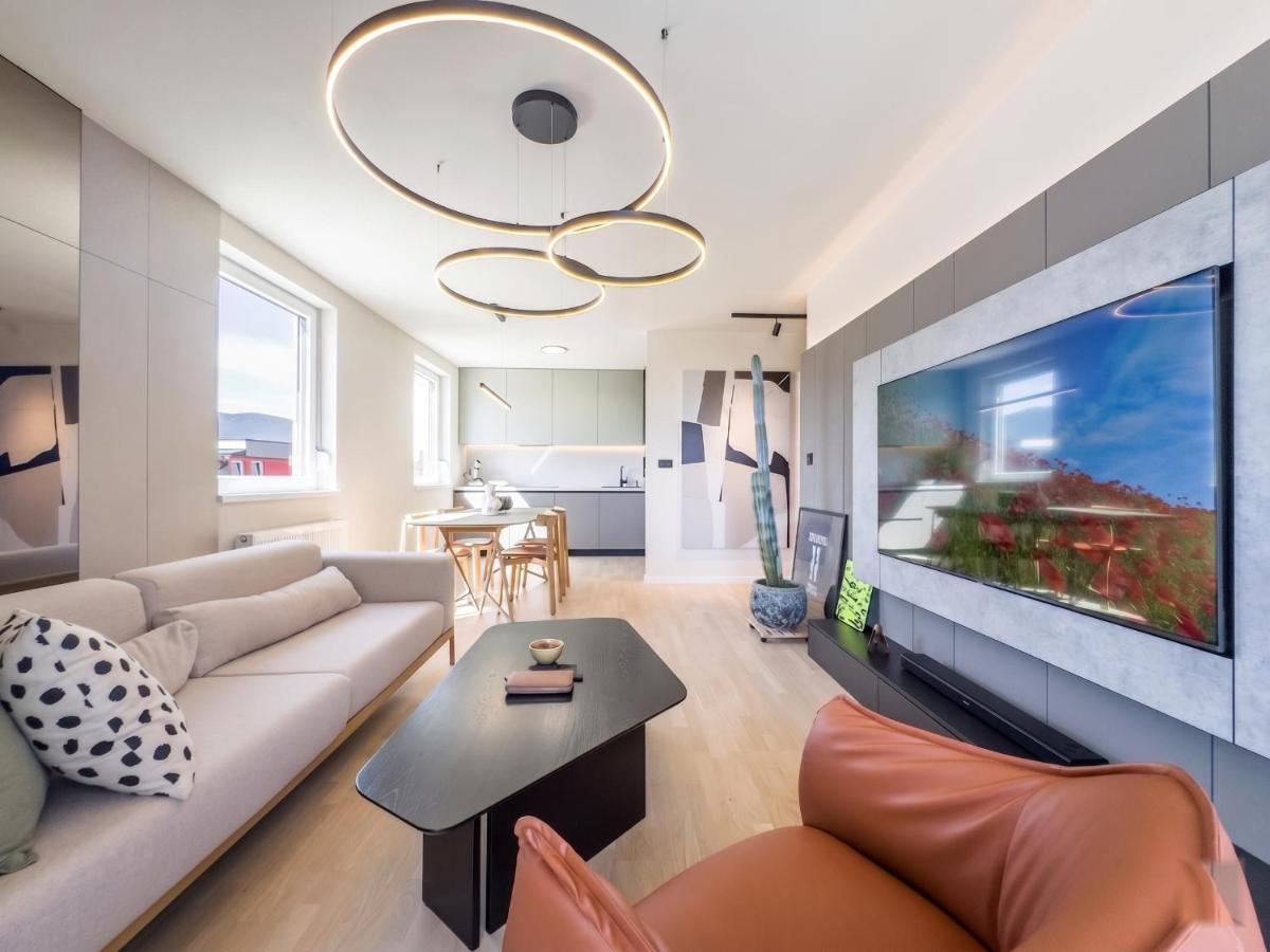 Sky Nest Luxury Apartment Near Sarajevo Airport - Chambres d'hôtes Sarajevo