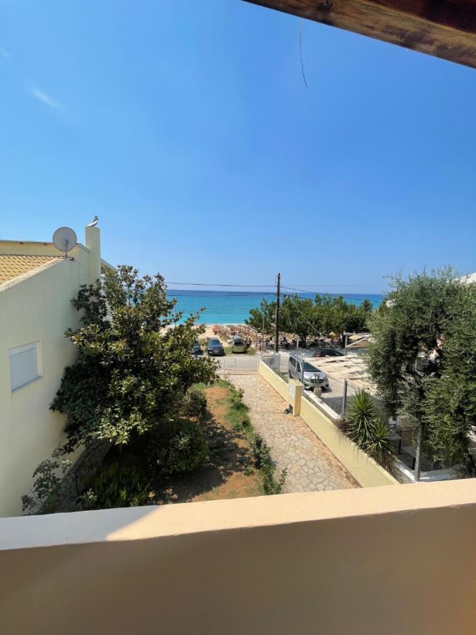 Vrachos Beach Sea View Apartment - by Kosta - B&B Vráchos