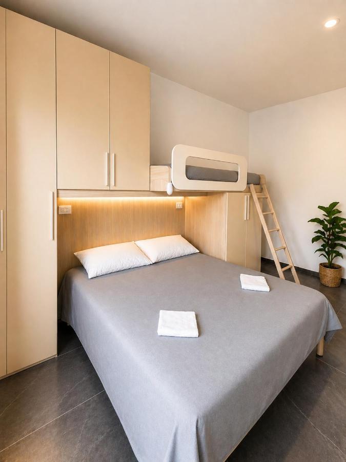 Siderno Beach Stay - Mare Blu Apartments and Rooms - Ferienwohnung Siderno