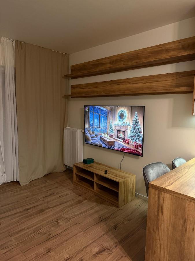 New cozy apartment in a gated complex in Wola - Chambres d'hôtes Varsovie