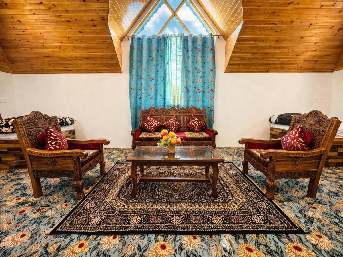 Family Room with Mountain View