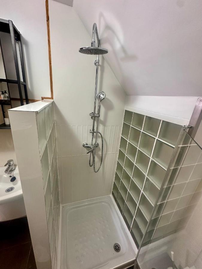 Apartamentos LAMAROSA -ATICO ,Vistas al Mar Cantabrico PARKING - Chambres d'hôtes Burela de Cabo