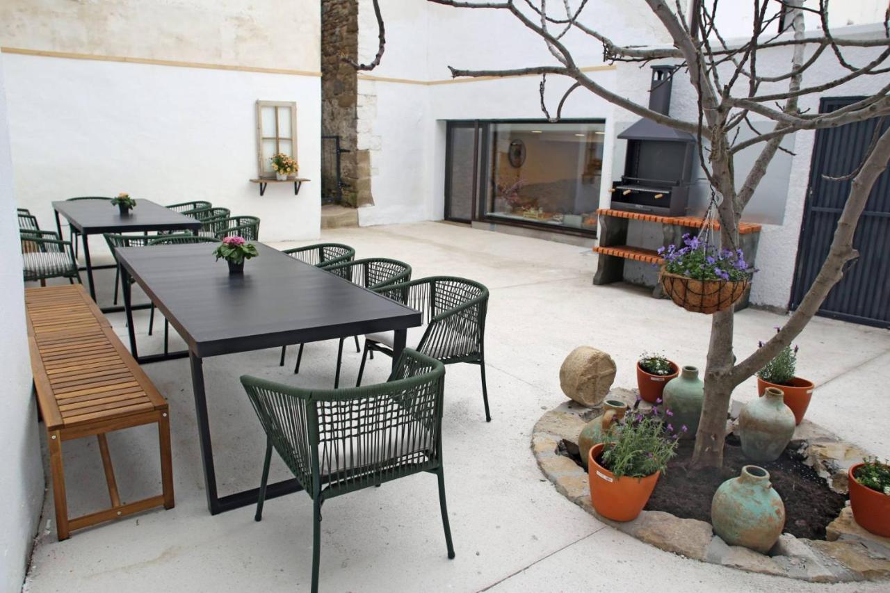 Casa Rural Garcés - Bed and Breakfast Lumbier