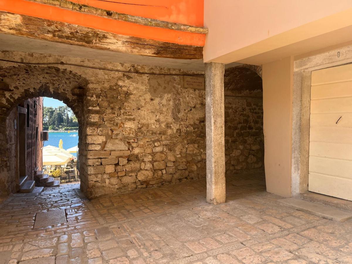 Gloria apartment Rovinj - Heart of Old town - Steps from Sea - B&B Rovinj