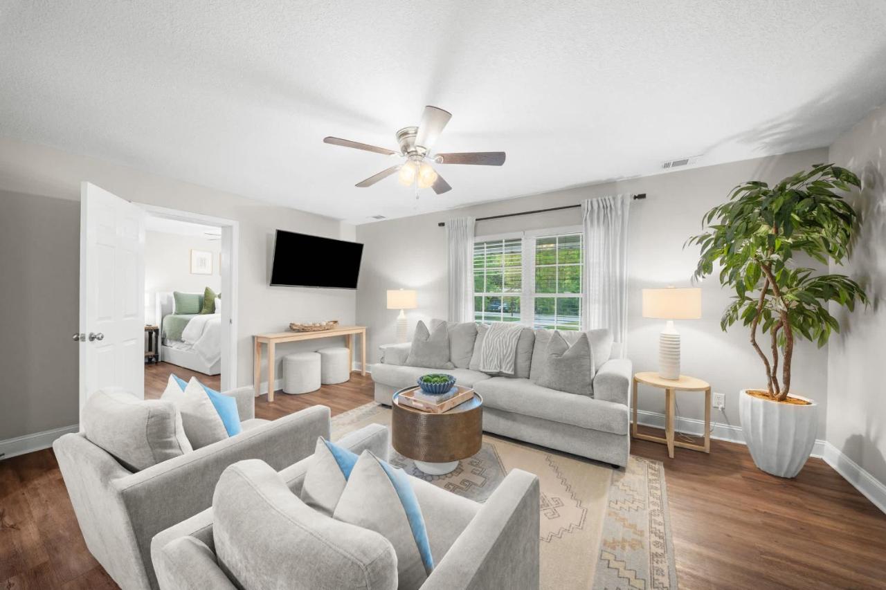 GSU Getaway 4BR3BA spacious pet friendly - Bed and Breakfast Statesboro
