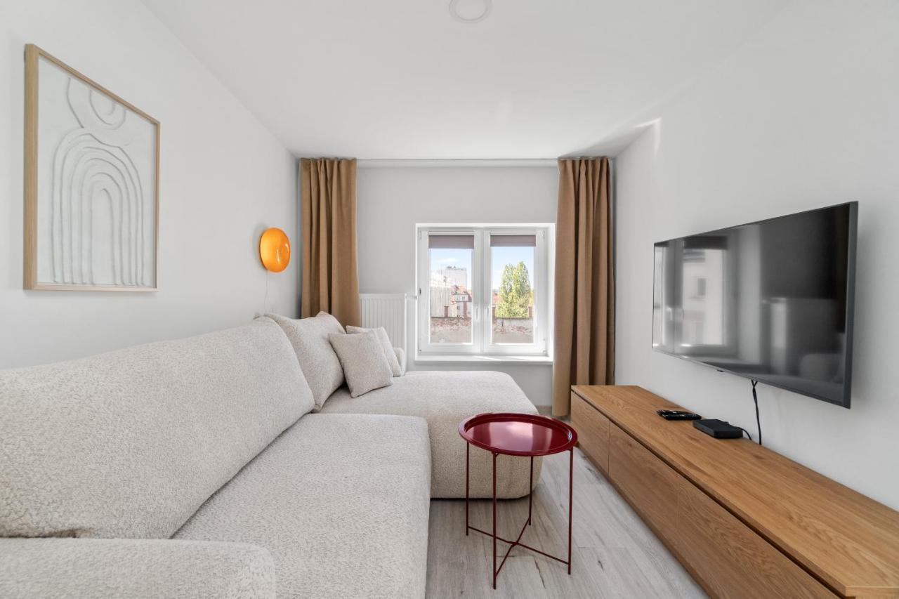 COMFISTAY Reymonta 8A - Old Town Elegance City Center - B&B Opole