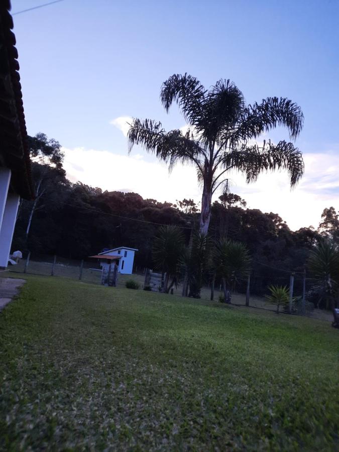 Chalé recanto das Seriemas - Bed and Breakfast Cunha