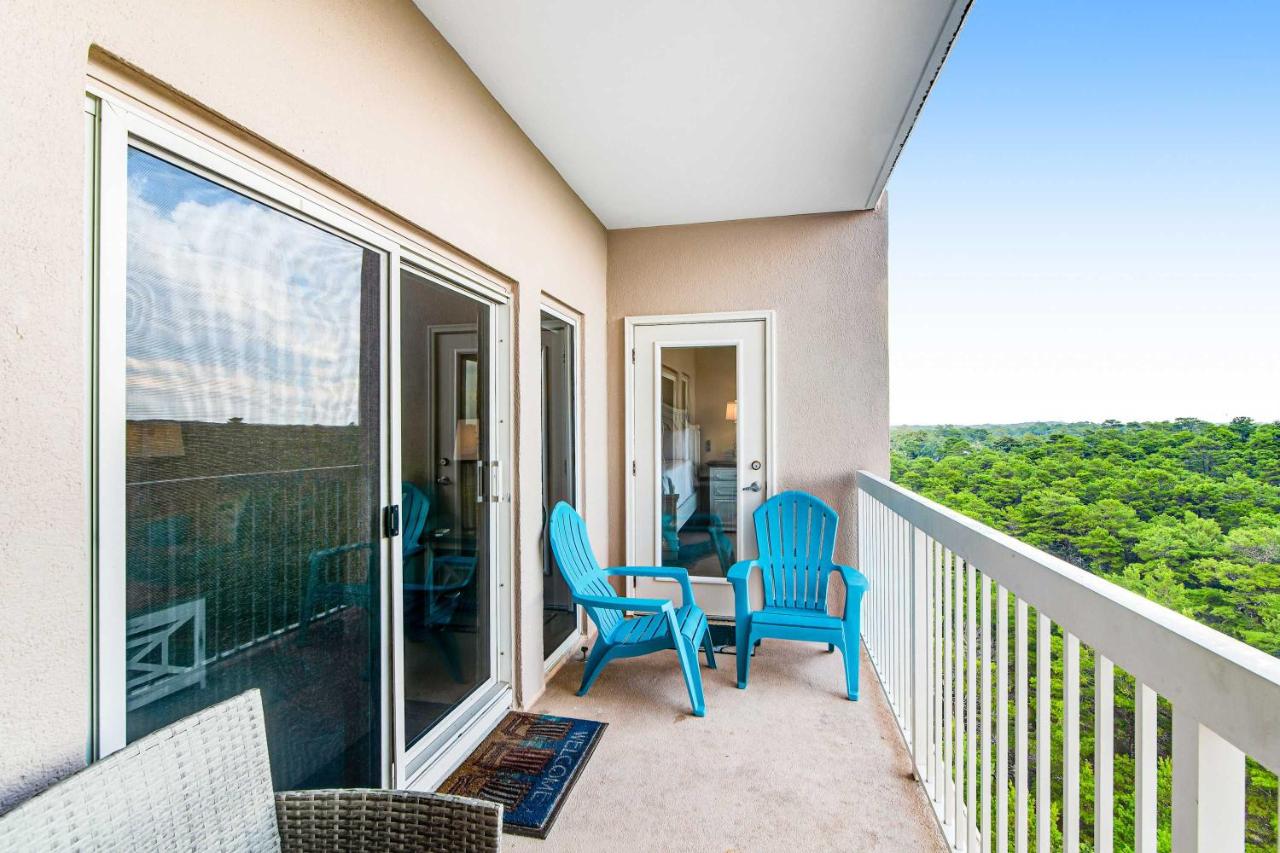 6th-Floor Condo with Pool Hot Tub and Gym - B&B Destin