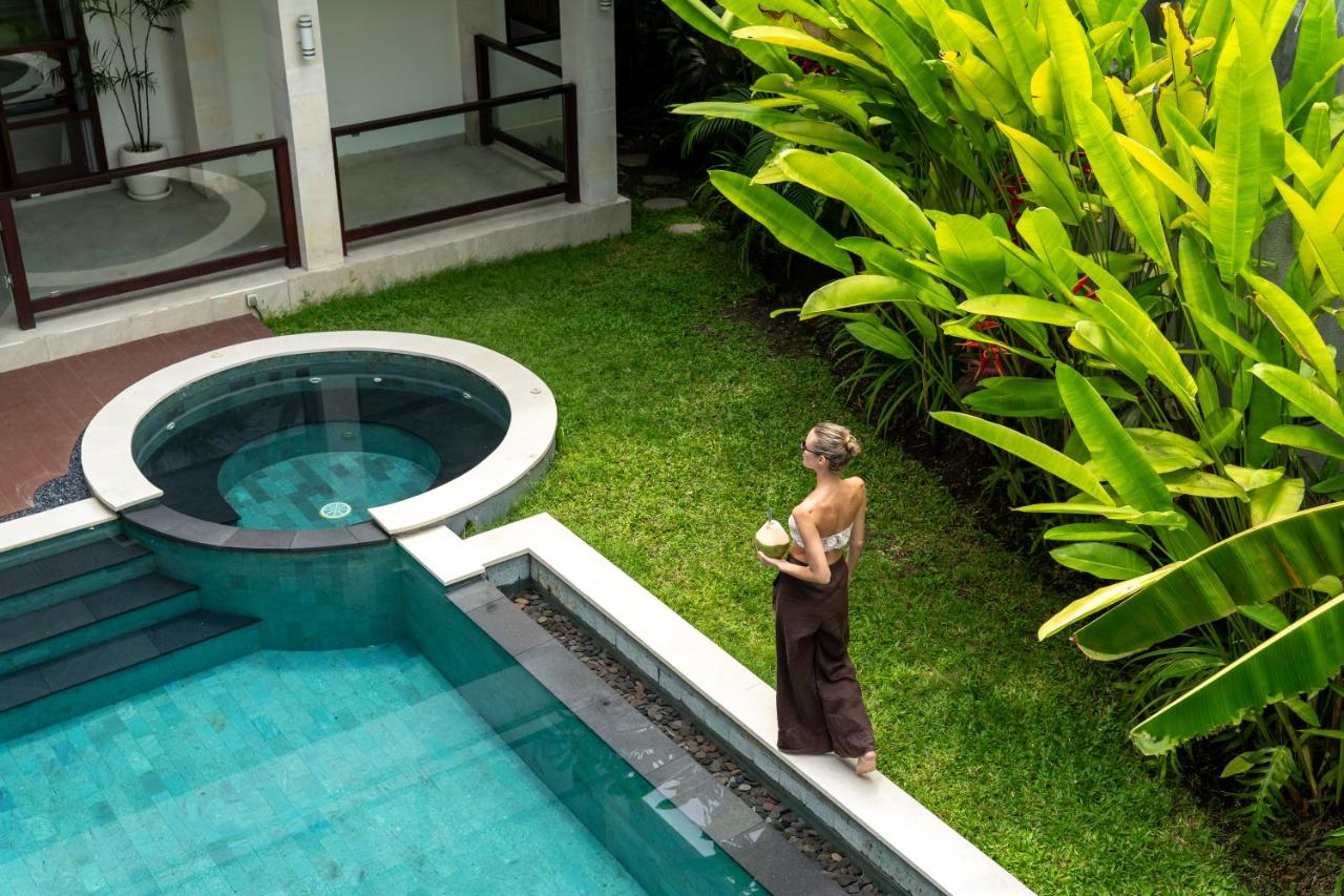 5BR FamilyVilla, Gym, Large Pool, Rice Field View - Chambres d'hôtes Kerobokan