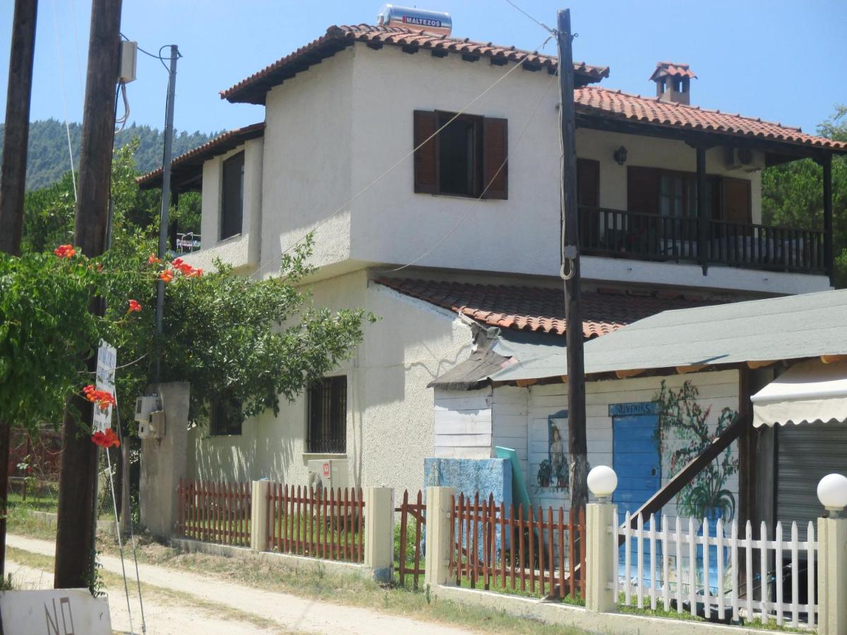 Maistros Holiday Home - Ferienwohnung Vourvourou