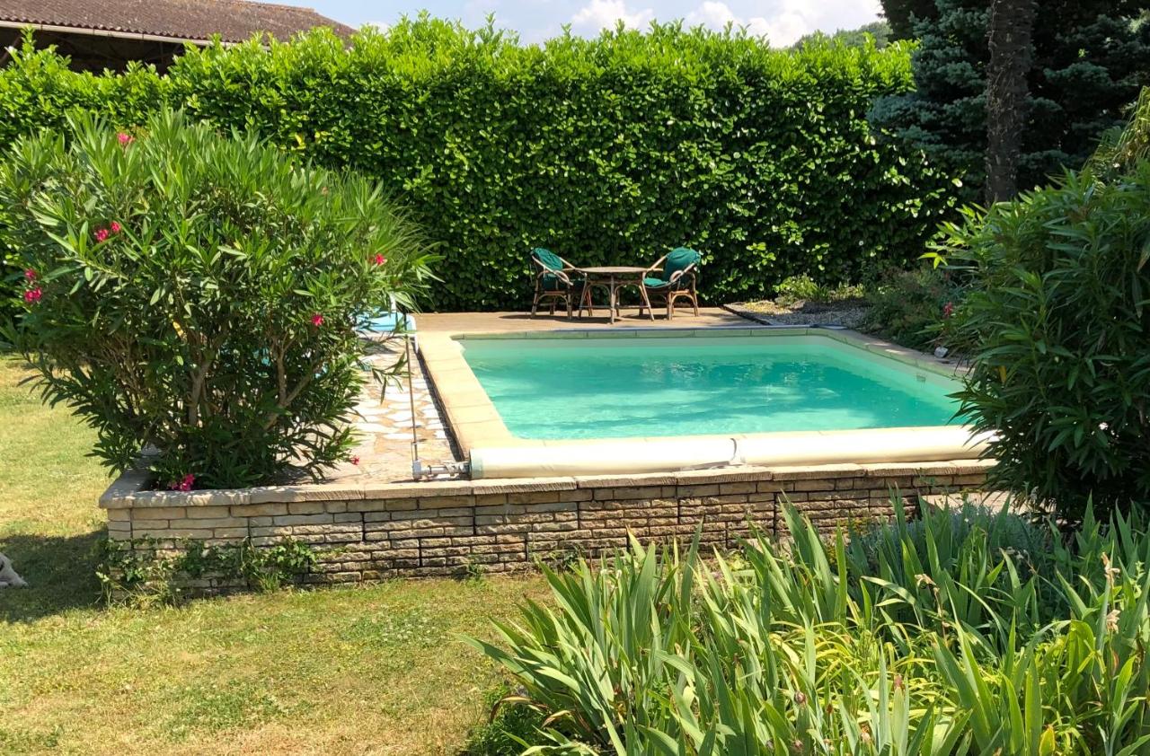Maison de campagne en Drôme provençale - piscine et jardin au calme - B&B Saint-Gervais-sur-Roubion