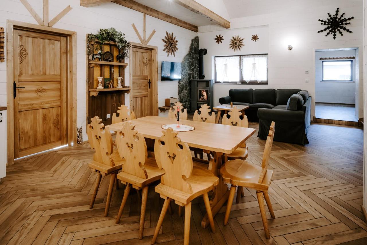 Bioła Izba - idealny dom dla rodzin blisko gór, 3 sypialnie, 8 osób - Ferienwohnung Gronków