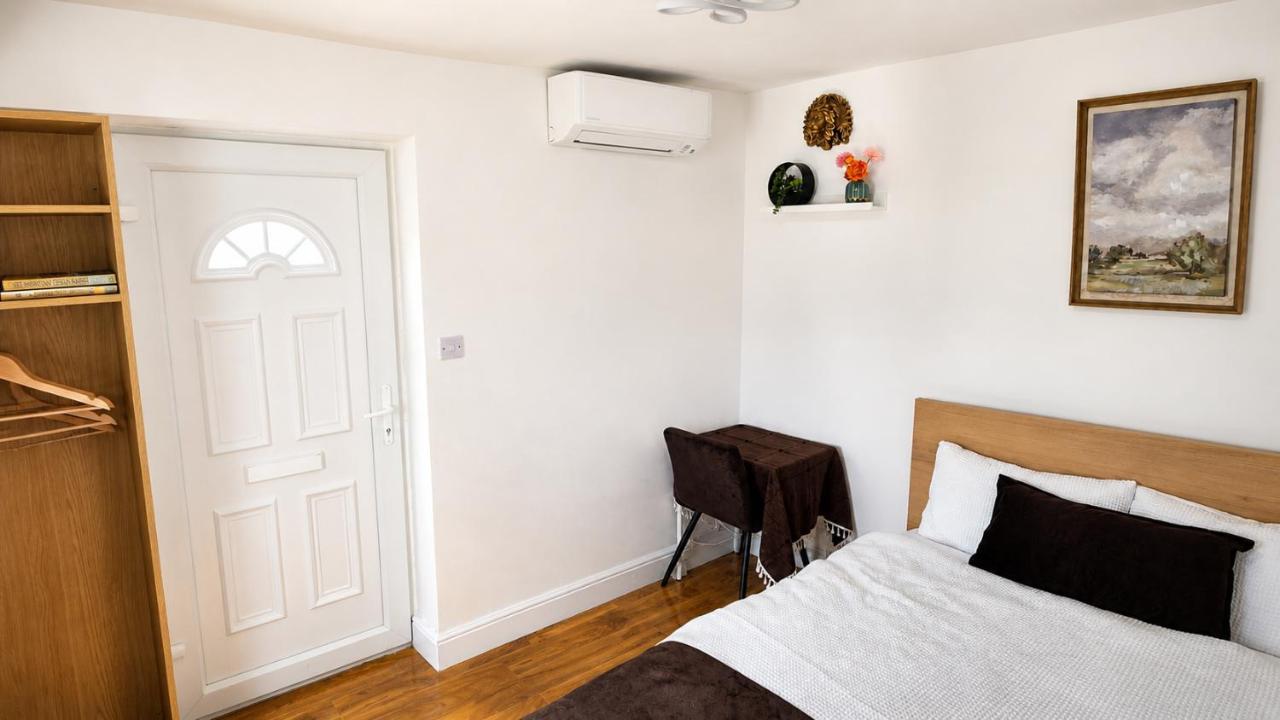 Corner Lodge - B&B Eltham