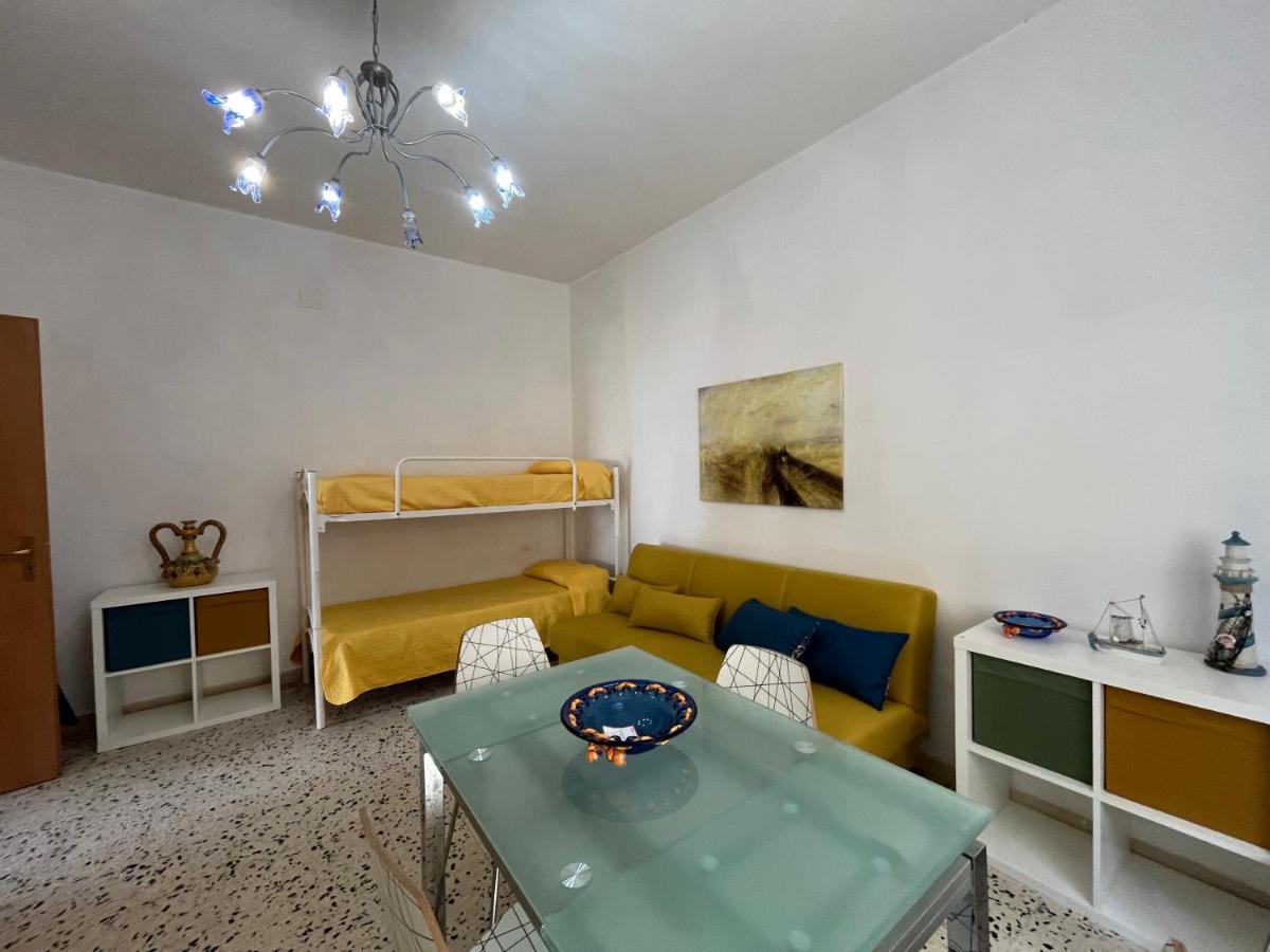 La casa del professore libeccio - Bed and Breakfast Nicotera Marina