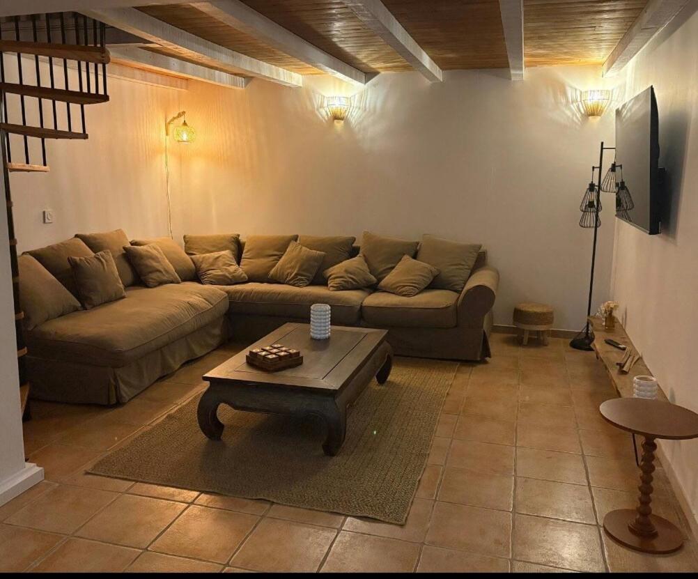 Villa la serella - B&B Brando