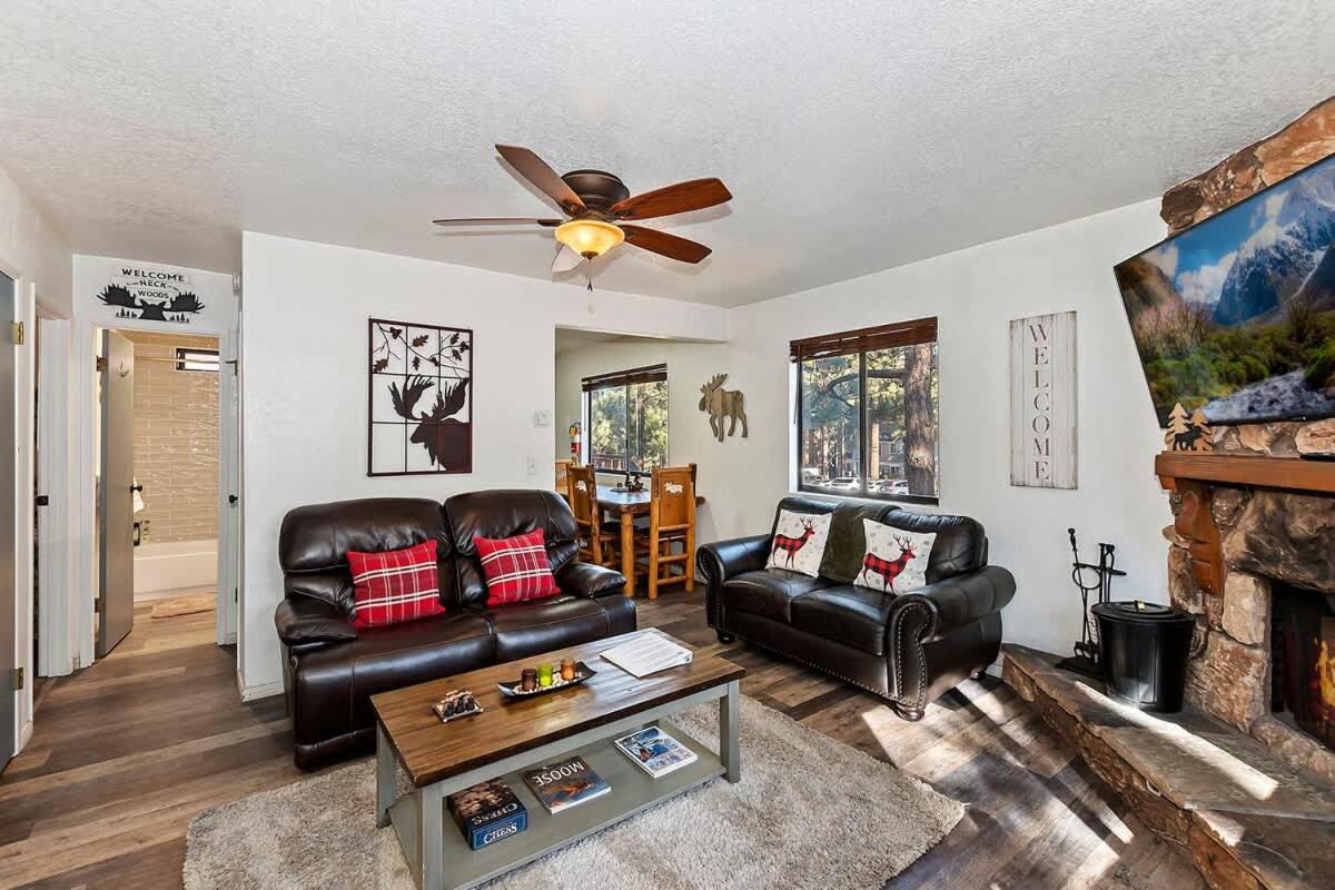 Moose Lodge Slopes Unit A ! View and Fire pit - B&B Big Bear Lake