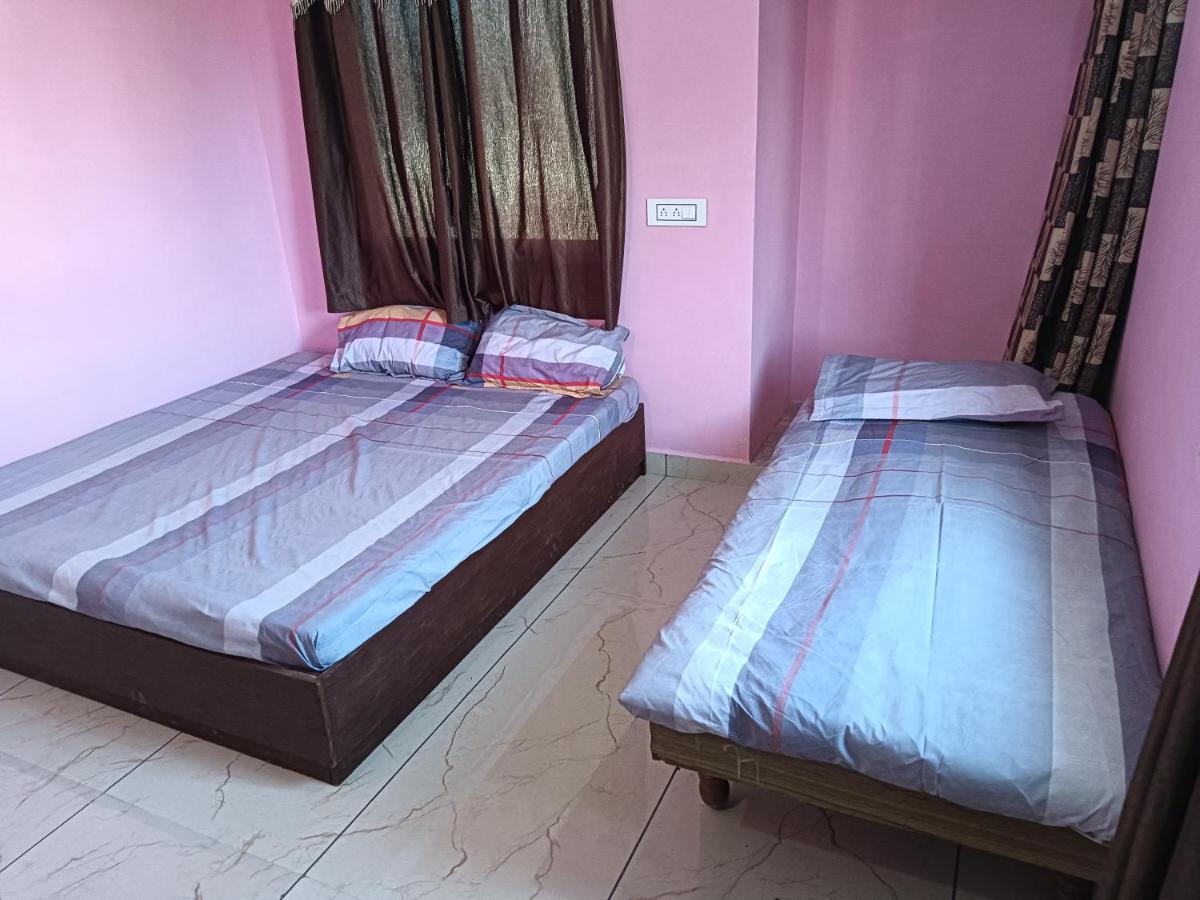 Shiva Homestay Dwarka - Ferienwohnung Dwārka