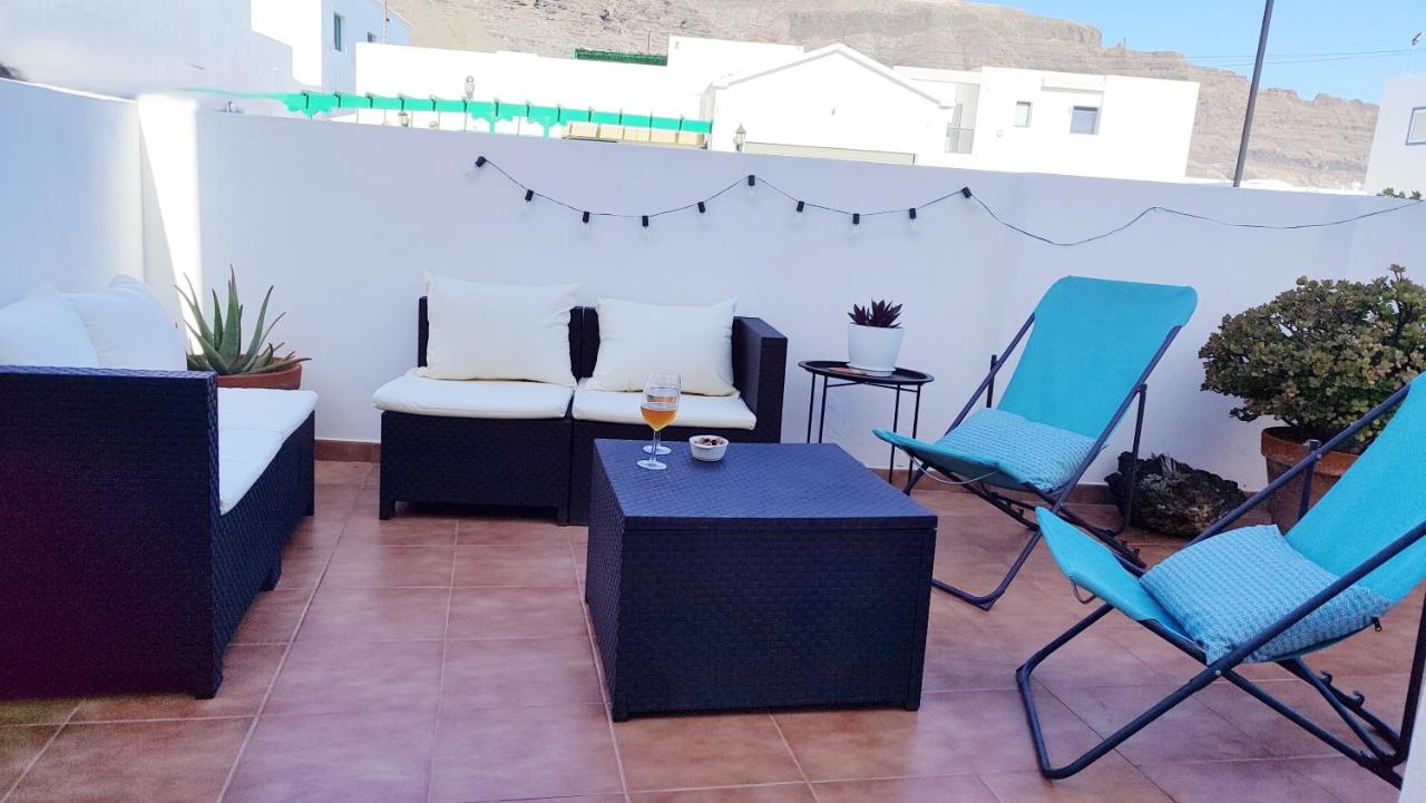 Acogedor dúplex con terraza privada en Órzola - Ferienwohnung Órzola
