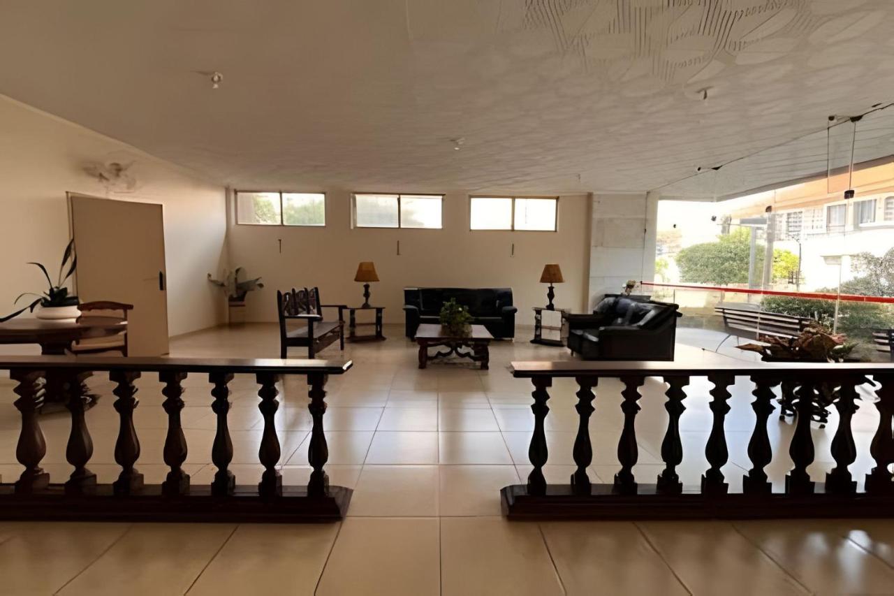 Apto 3 quartos e localização perfeita no centro - B&B Ribeirão Preto