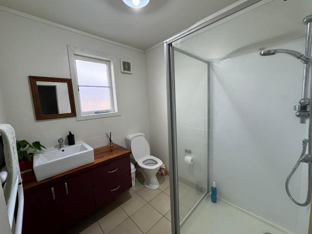 The Panorama Character Guesthouse - B&B Auckland