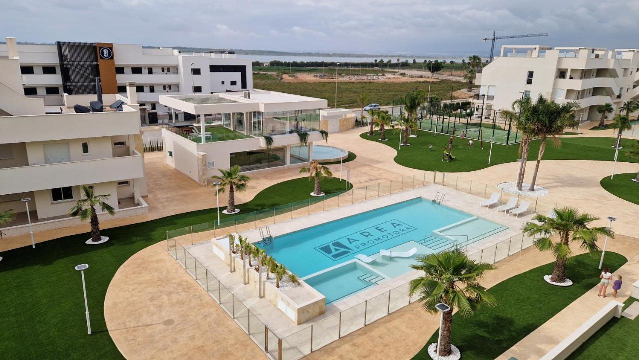 Area Beach apartment with Lots of Extras - Chambres d'hôtes Guardamar del Segura