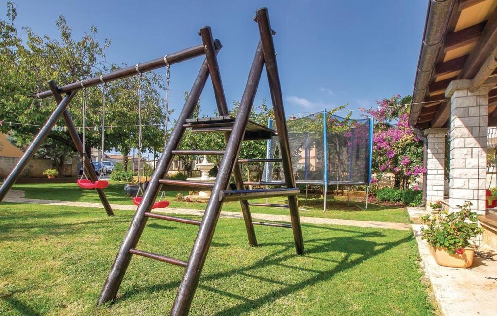 Apartmani Lusi - B&B Ližnjan