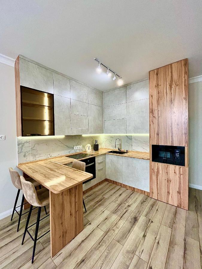 Amir рядом ТРЦ MEGA - B&B Almaty