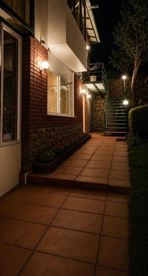 Bougainvilla Mountain Retreat, near Bhimtal - B&B Bhimtal