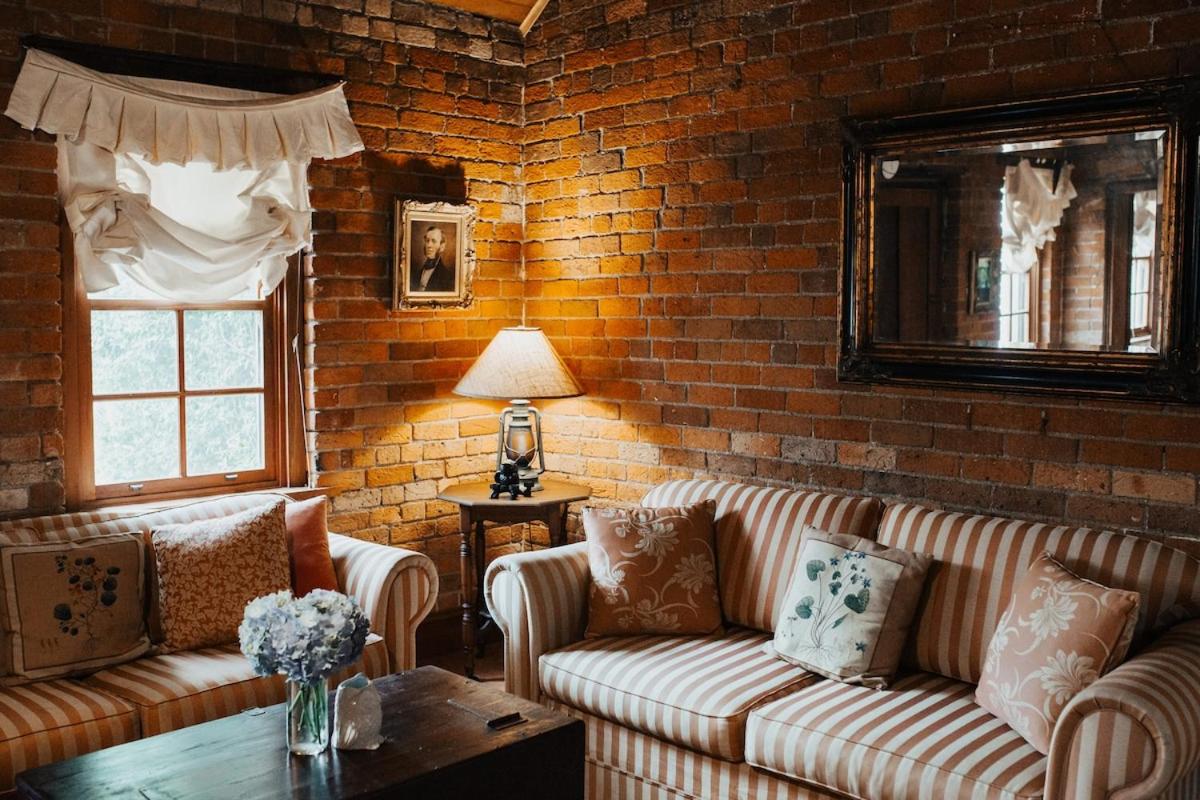 Blue Mountains Owl Pen Cottage Farm Stay Retreat - B&B Rydal