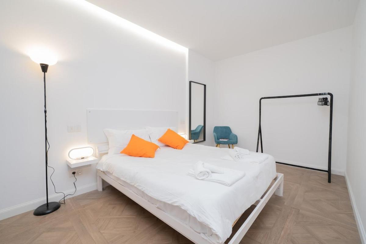 Seven Thousand Apartment - B&B Brescia
