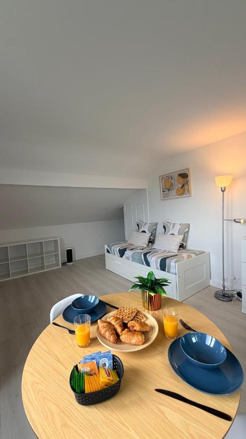 STUDIO CALME ET LUMINEUX Proche Paris et Aéroport Orly - B&B Quincy-sous-Sénart