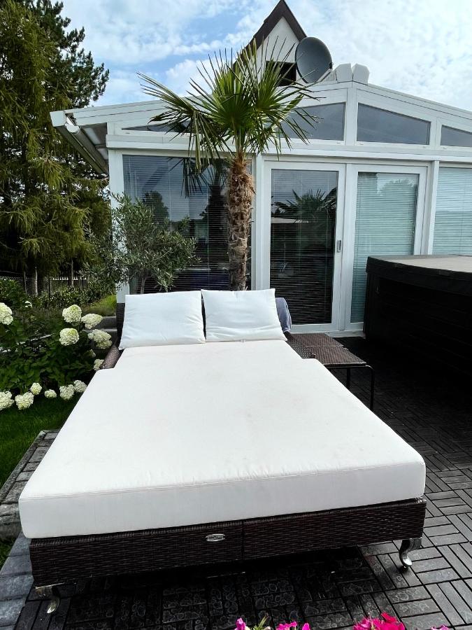 DIÓFA APARTMAN - B&B Pilismarót
